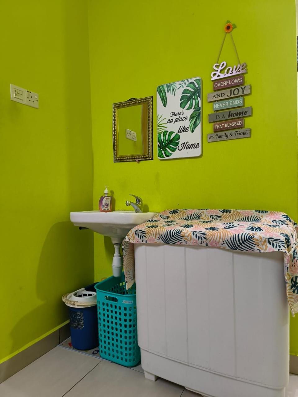 Irdina Homestay Formuslims - Чанглун Екстериор снимка